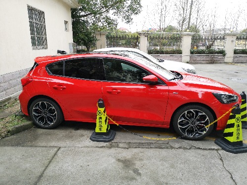 FORD FOCUS ST LINE RED NO.333  6664115 :tiger1986 ID:2716 